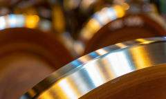 What should I do when a mold breaks?