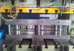 What are the reasons affecting the service life of injection molds?