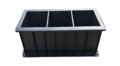 How to clean the mold before and after the use of plastic injection molding manufacturers?